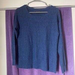 Amercian Eagle sweater